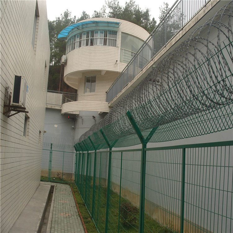 监狱护栏网   监狱护栏网生产厂家   宝丰县加工定做监狱护栏网示例图8