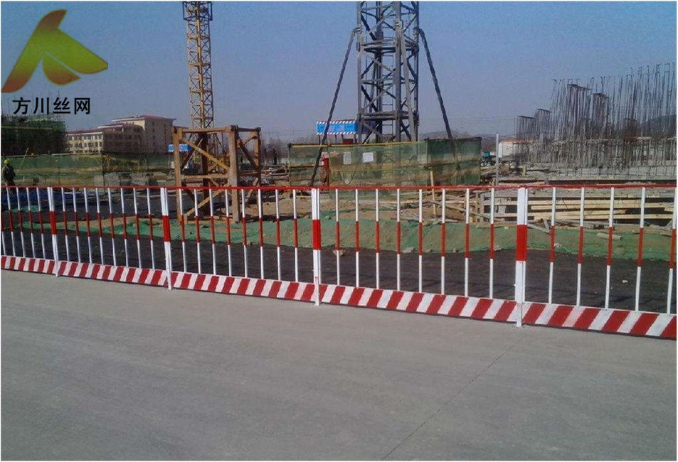 河北省制造工地施工护栏  工地临边安全防护网  竖管基坑护栏  大部分有现货示例图10
