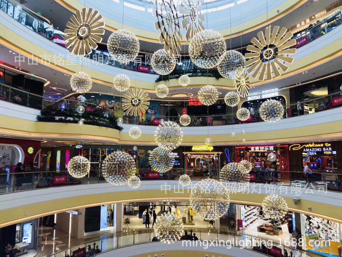 大型商场中庭LED球星吊饰首选铭星灯饰专业定制购物中心中厅吊挂示例图6