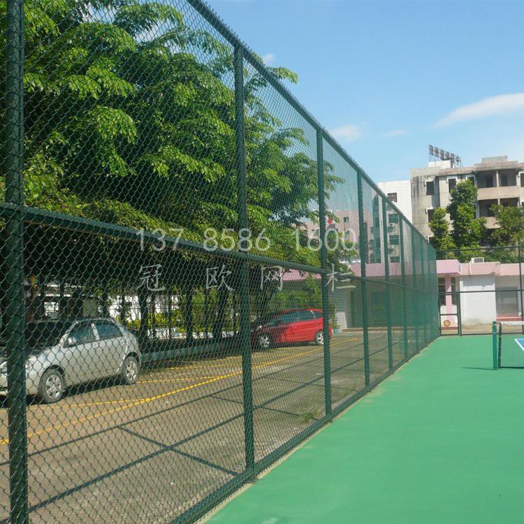 冠欧篮球场围栏pe包塑铁丝围网学校防护场地隔离网球场体育场示例图6
