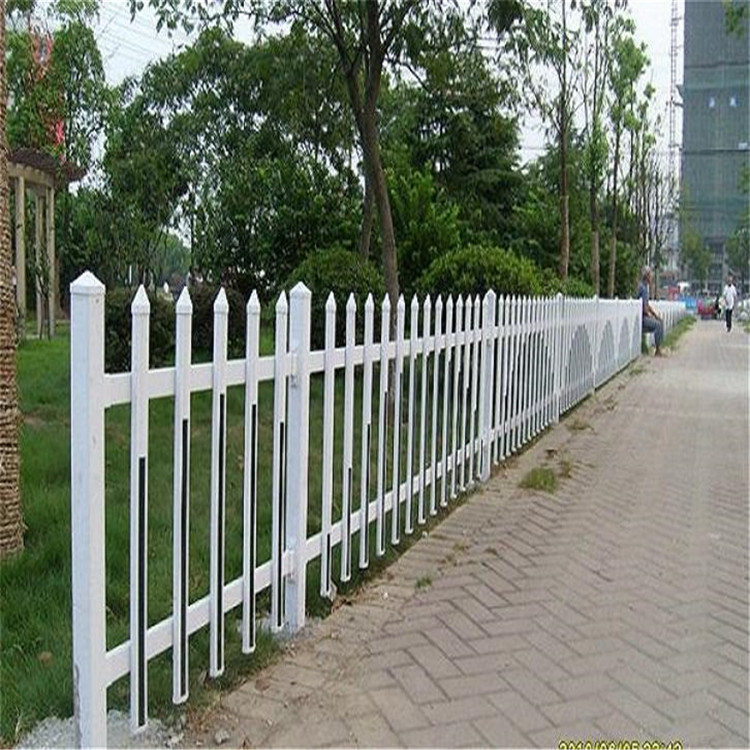 安百瑞供应 北京公园草坪护栏 景区pvc塑钢围栏 变压器塑钢围栏价格