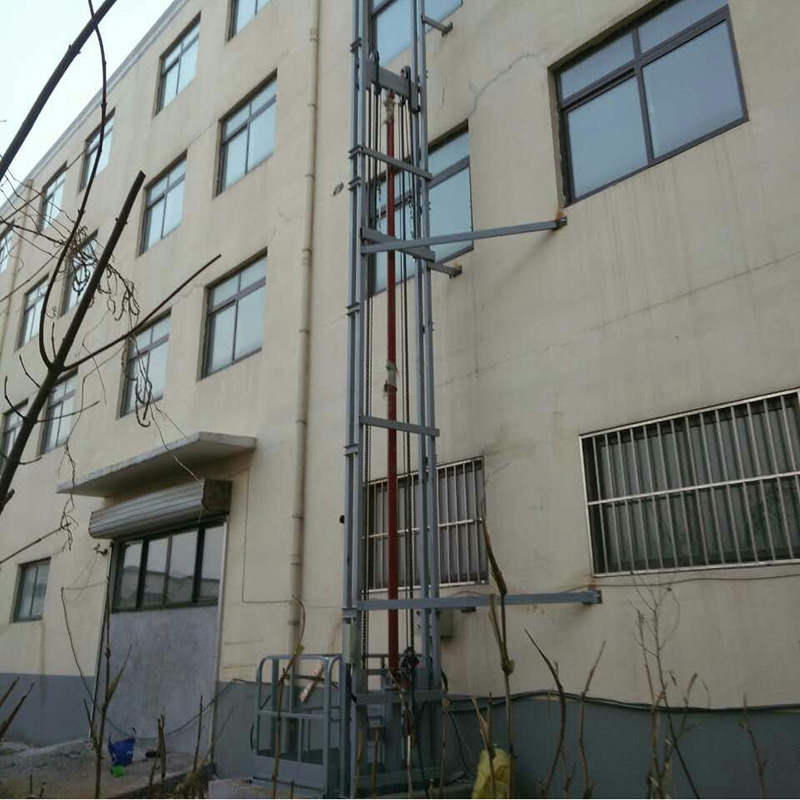 升降平台、液压升降机、登车桥、移动登车桥、升降货梯、升降机、升降舞台、液压升降平台、家用电梯、提升机、杂物电梯，济南鲁鑫机械制造有限公司咨询热线：0531-81173758