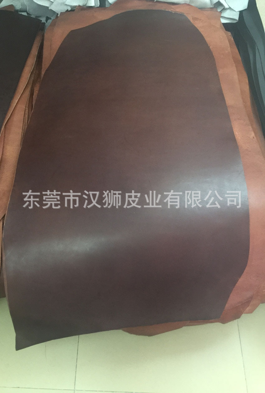 彩色植鞣革透染油蜡头层厚牛皮 树膏皮 皮带腰带真皮皮革大量现货示例图11