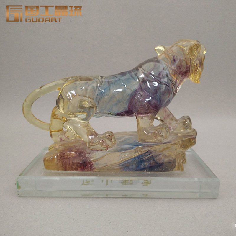 仿琉璃老虎摆件 大号仿琉璃动物树脂摆件定制 创意车载树脂工艺品示例图5