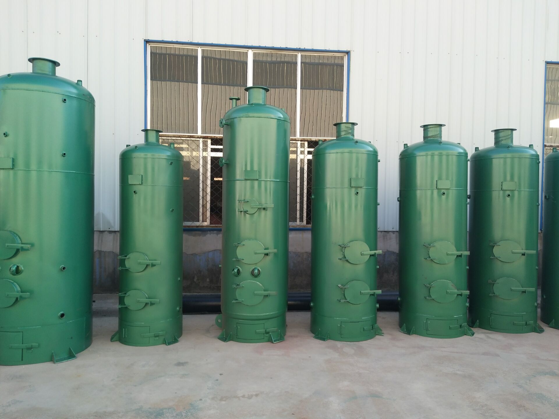 泰安小型锅炉系列  4-7公斤压力小型蒸汽锅炉  小型立式蒸汽锅炉示例图5
