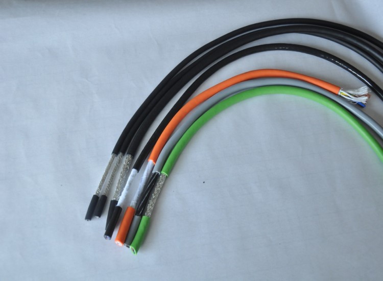 高柔性编码器电缆订购    耐弯曲编码器反馈电缆示例图1