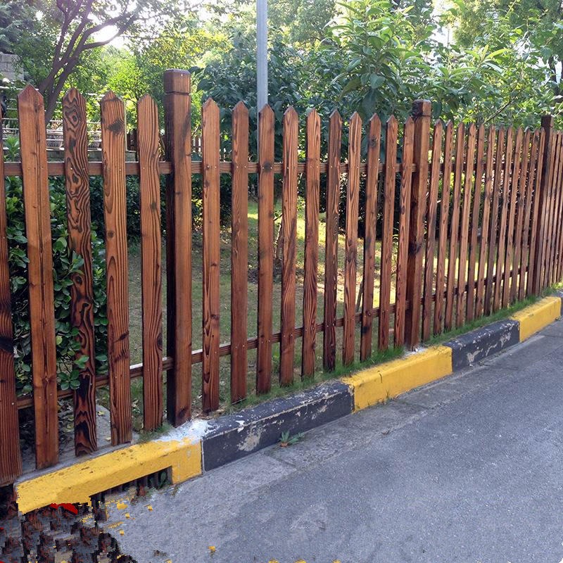厂家定制 木栅栏围墙 公园木围墙 防腐碳化木隔离栅 佳星