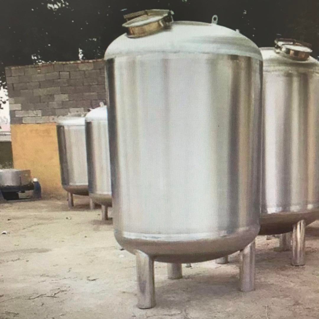 昌泉厂家订做多种型号 不锈钢储罐   不锈钢水箱  化工储罐  食品储罐