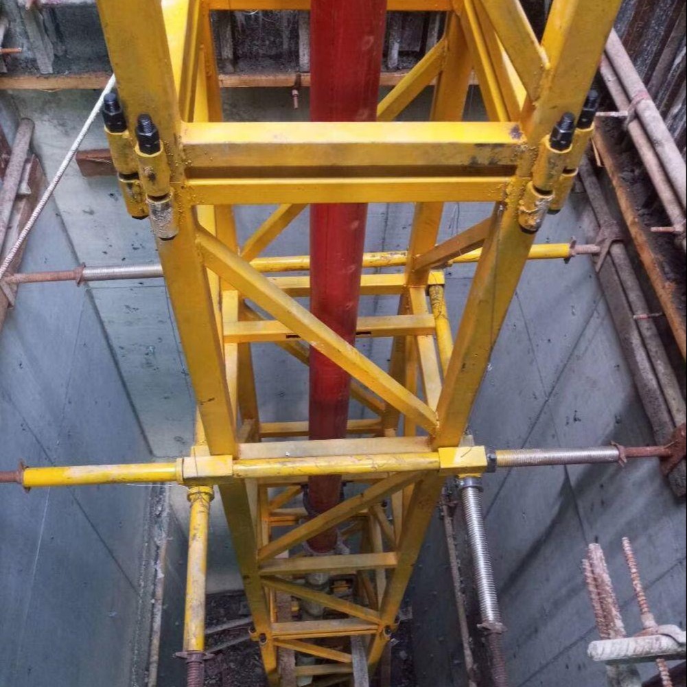 咏宸现货供应22米手动铝膜板布料机  预留孔布料机  电梯井内爬式布料机