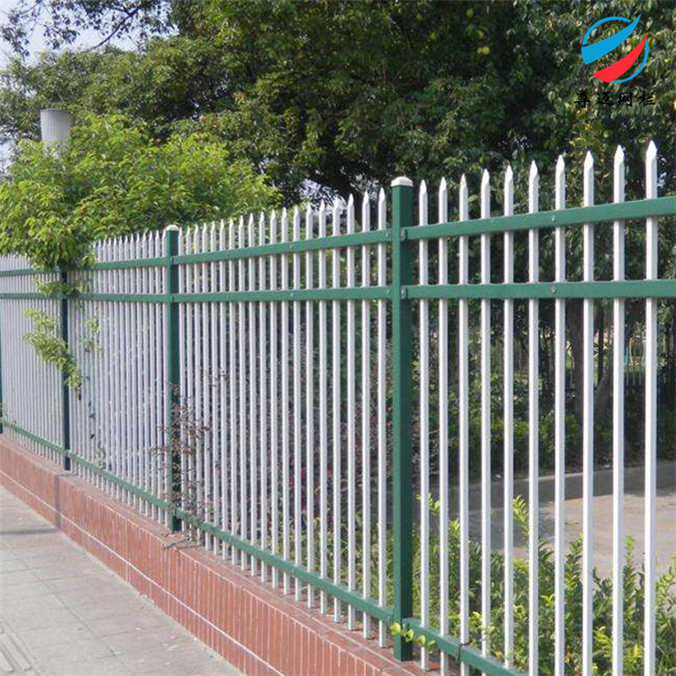长春铁艺栏杆围栏 尊迈别墅防护铁艺隔离栏 园林绿化带隔离栅栏 护栏厂家