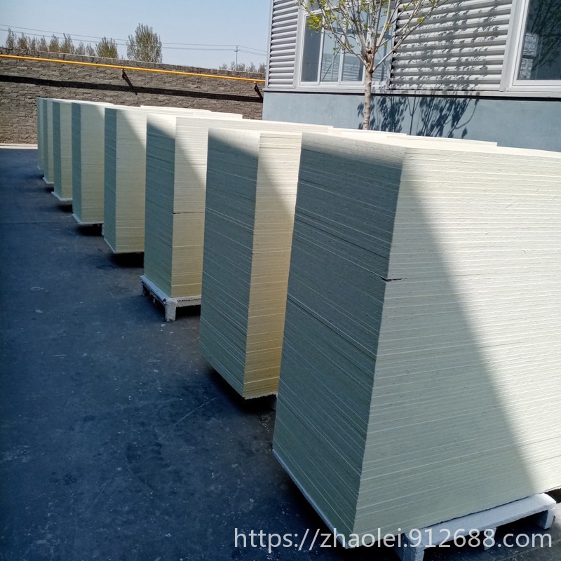 白色岩棉板 跌级吸音板安全性和节能性高 玻纤吸音板天花板的优点 豪亚岩棉