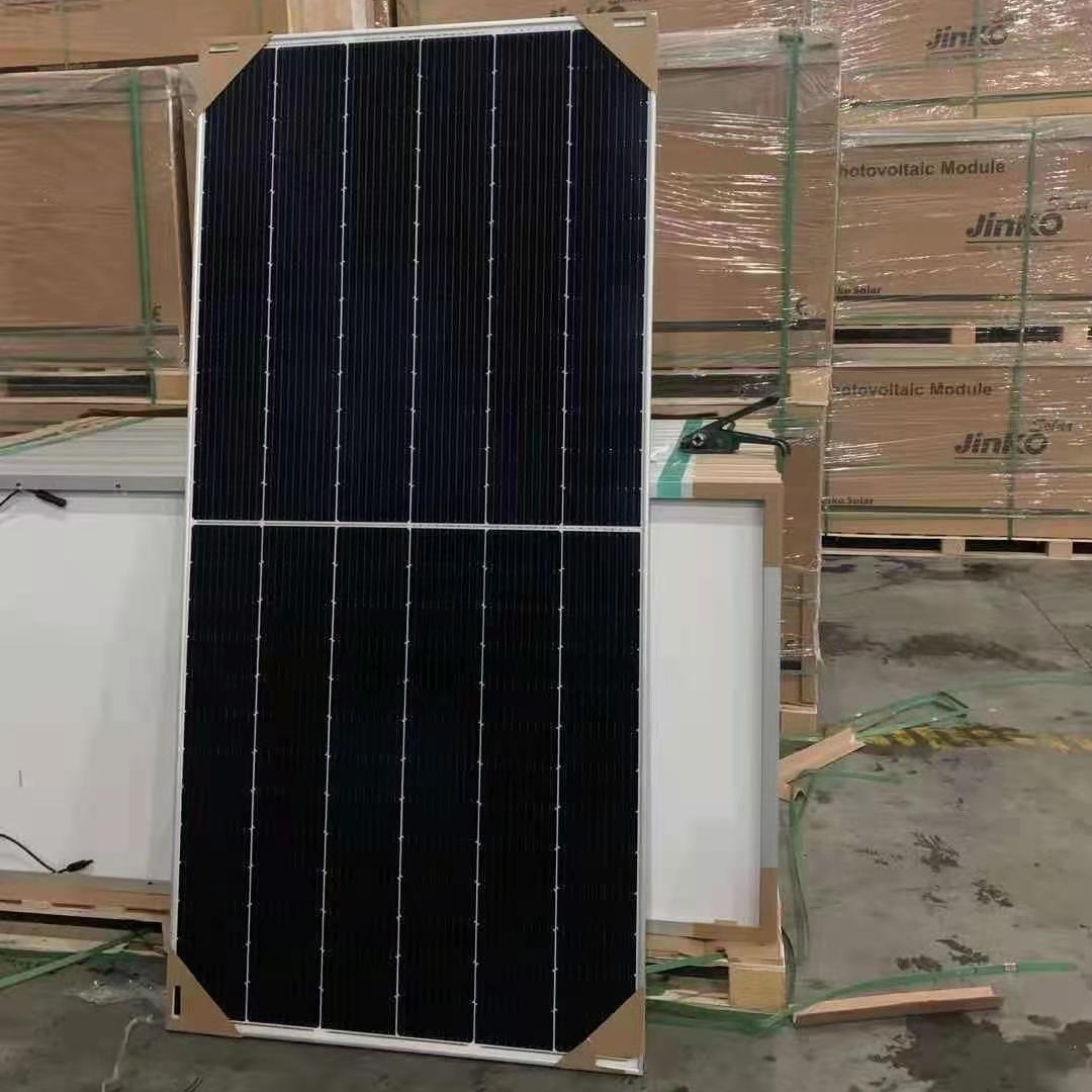 湖北荆州旧太阳能板回收 鑫晶威专业回收太阳能板  各类单晶多晶太阳板出售