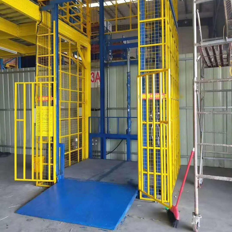创硕室内外升降机 楼层简易升降货梯 厂房电动物料升降机
