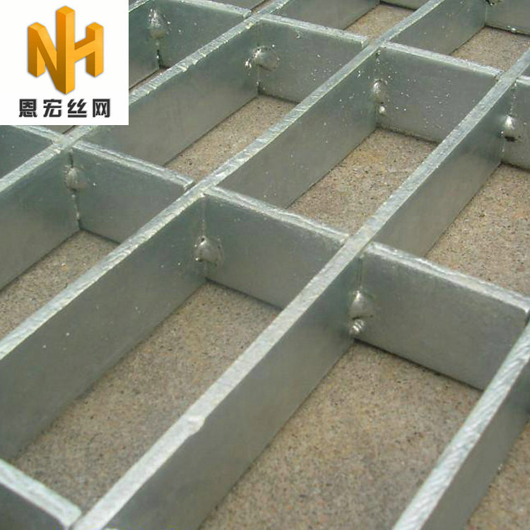 平台踏步板 重型钢格板 生产厂家 防腐镀锌钢格栅板 现货定制示例图19