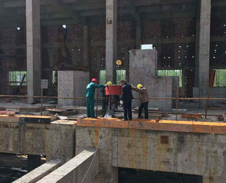 安徽淮南高强无收缩灌浆料厂家 混凝土置换 银石建筑科技图片