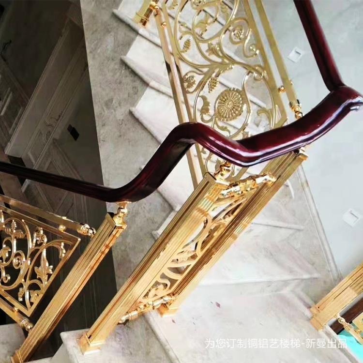 海门新曼的旋转楼梯，展现艺术铜楼梯之美