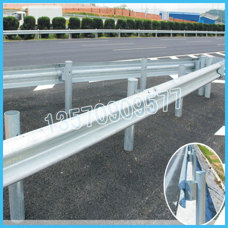 广西公路护栏板 高速防撞护栏现货批发 桂林高速公路波形防护栏示例图7