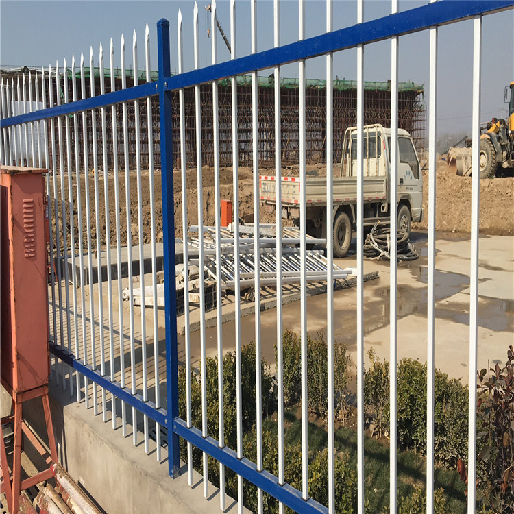 开发区围墙护栏铁艺围栏加工定做锌钢围栏
