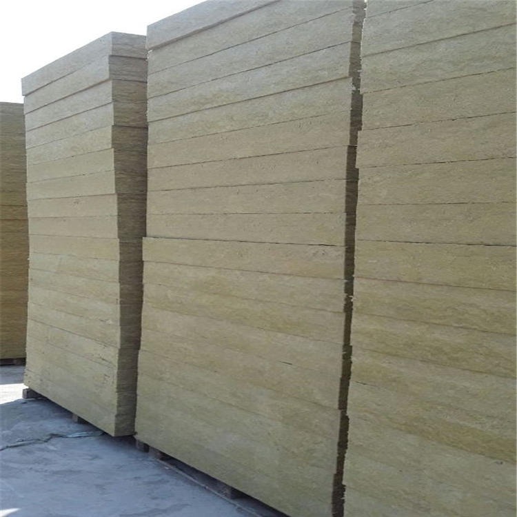 专业生产岩棉保温板 高密度岩棉板知名产品