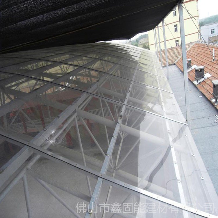 pc透明耐力板  佛山耐力板厂 4mm透明耐力板 雨棚板 阳光房顶棚板