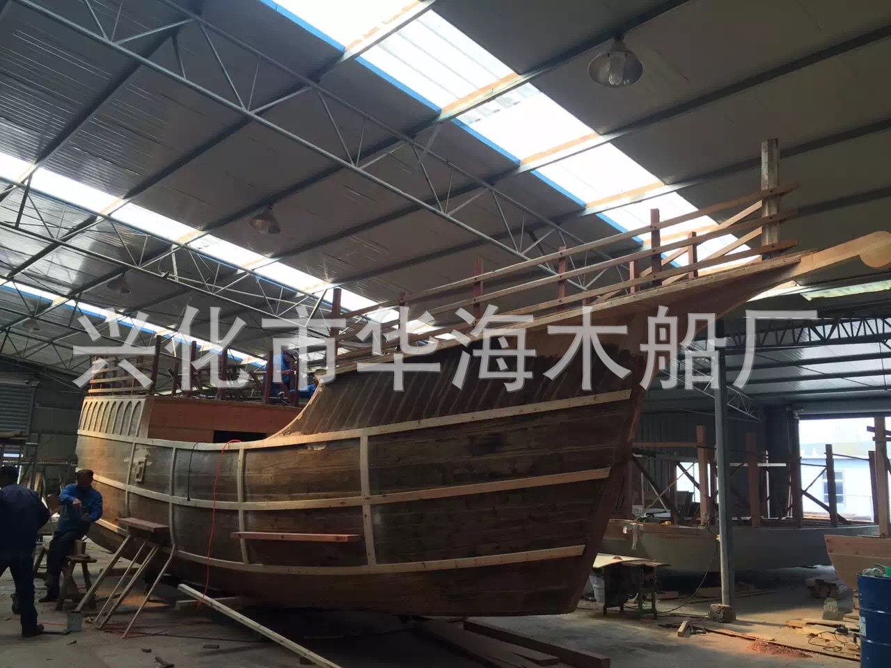 定制大型木制海盗船 户外景观装饰船 室内摆件展览主题木船示例图5