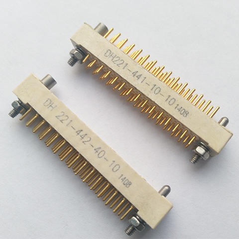 接插件连接器 44芯线簧印制板连接器 优质生产厂家 线簧插孔 插拔次数 10000次以上 适应振动环境图片