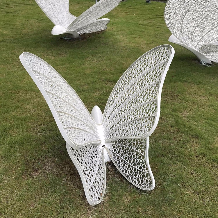 加工定做不锈钢镂空蝴蝶雕塑 不锈钢雕塑厂家 唐韵园林