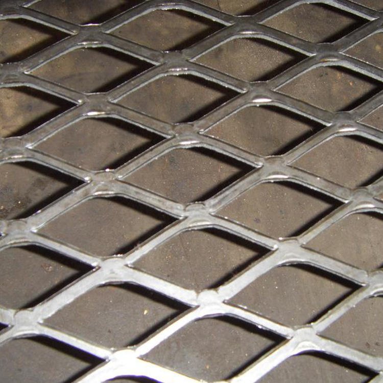 斜方孔冲孔网图片A铝板冲孔网价格 室内装修用菱形孔钢板网 表面喷塑图片