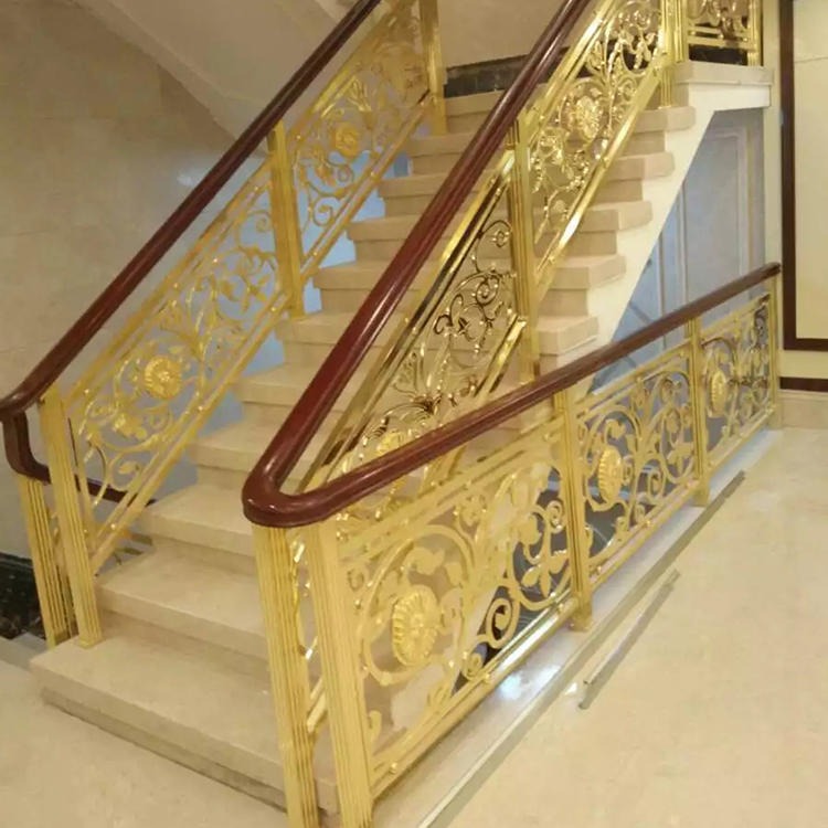 耒阳欧美式风格别墅楼梯扶手 经典款式推荐给你们图片