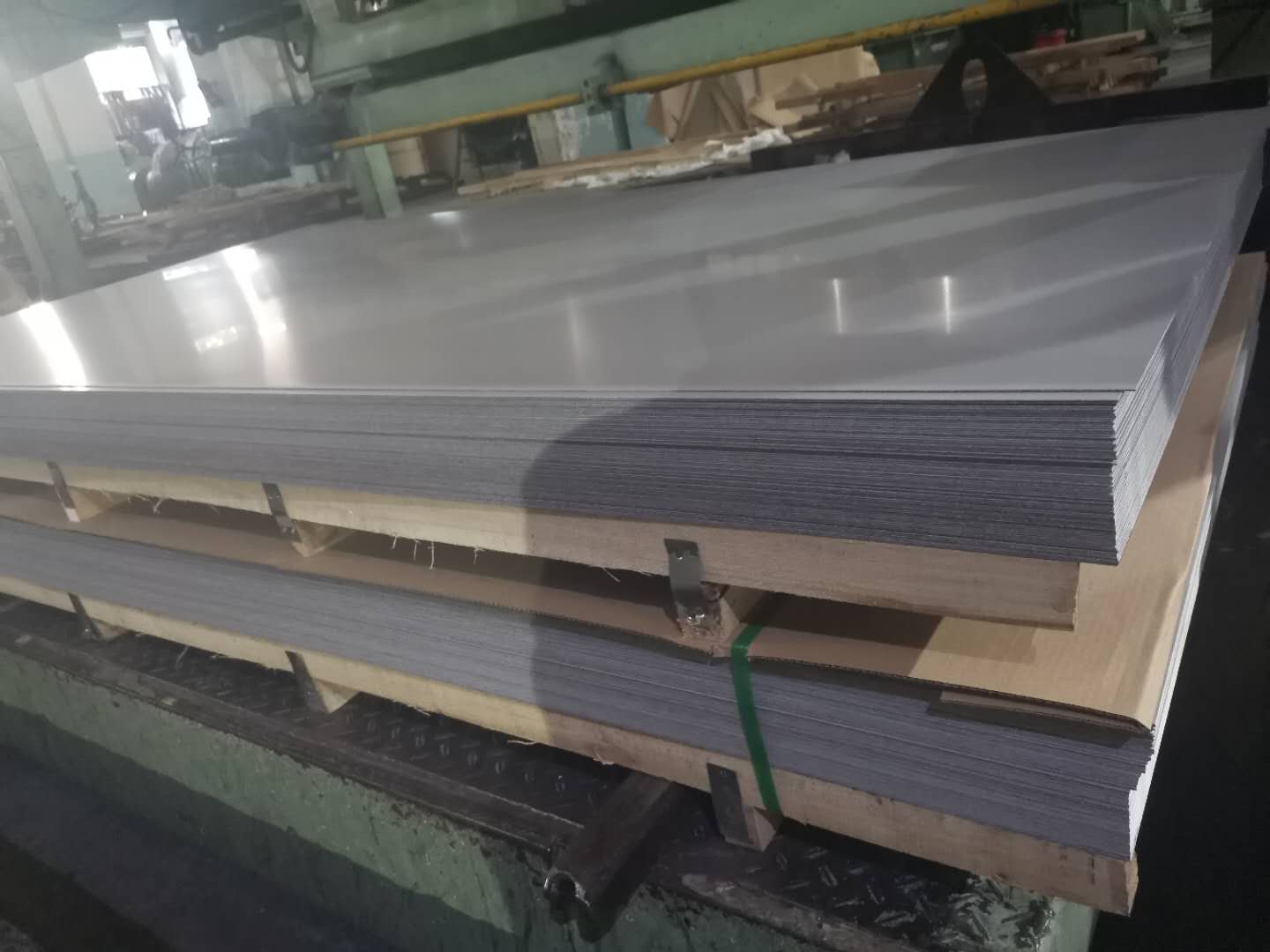 厂家供应304不锈钢板 品种齐全价格