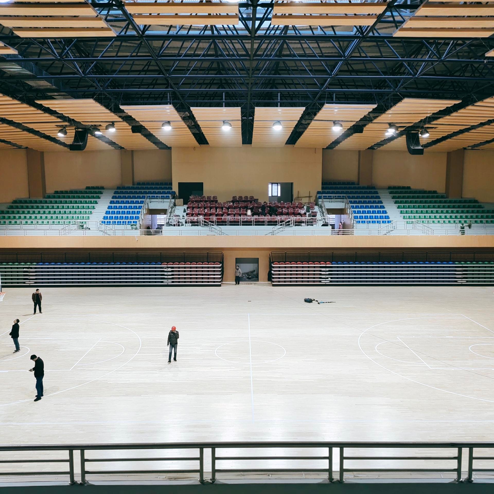 篮球馆运动木地板 篮球馆实木地板 蓝球馆专用地板 实木运动木地板双鑫体育厂家