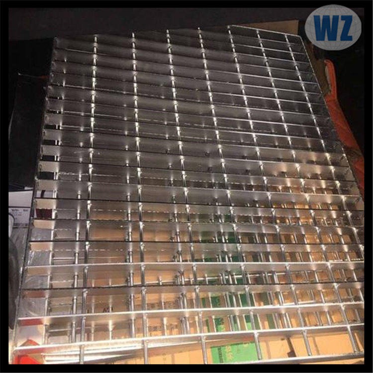 不锈钢沟盖板 不锈钢钢格板 不锈钢格栅板 网众钢格栅板厂家