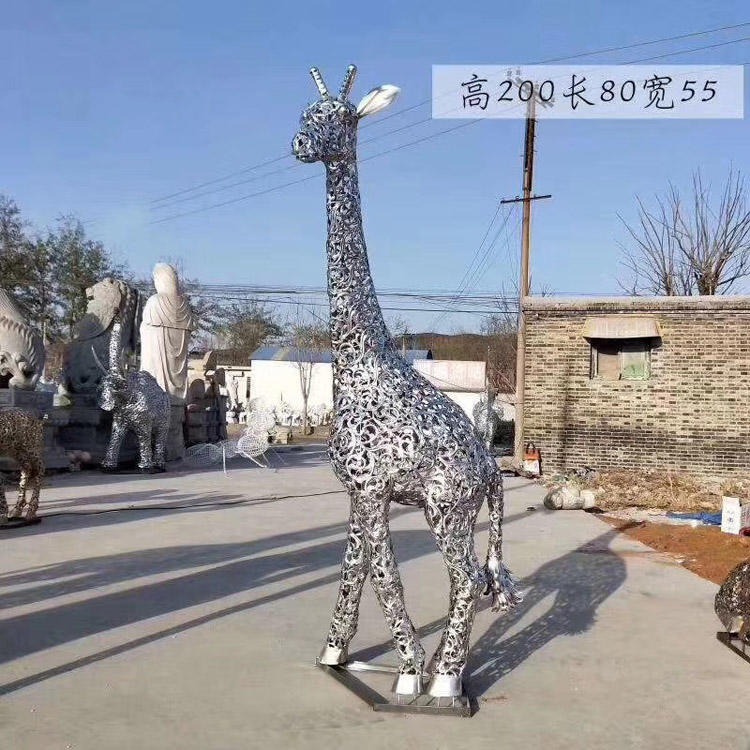 佰盛动物雕塑 不锈钢小鹿雕塑 公园动物小品雕塑厂家 镂空不锈钢动物雕塑 加工图片