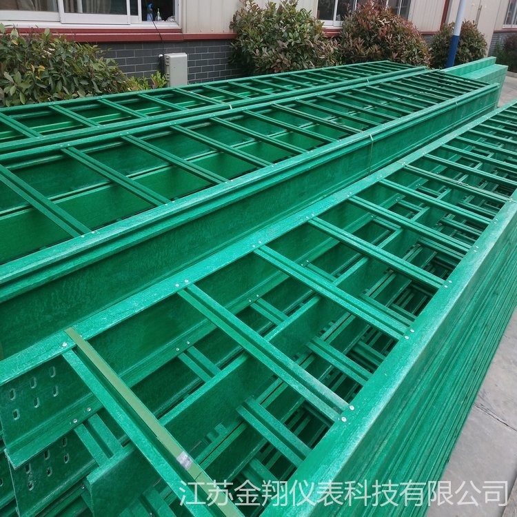 生产玻璃钢阻燃防火桥架 上海高铁专用复合电缆槽 玻璃钢桥架管箱图片