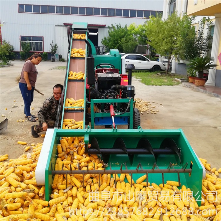 新型拖拉机背负式玉米拖拉机 单筒双筒大产量免脱皮自动上料脱粒设备
