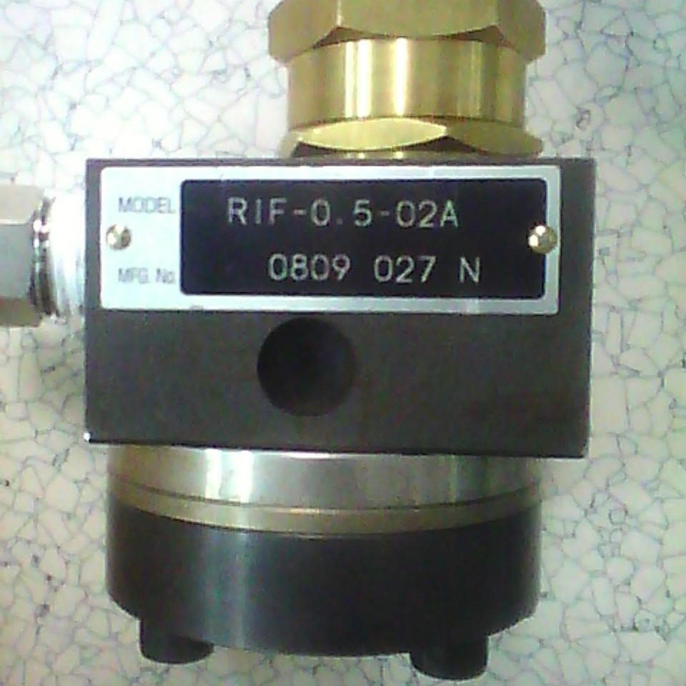 台湾兰氏齿轮泵RIF-0.5-02A    兰氏齿轮泵密封维修包