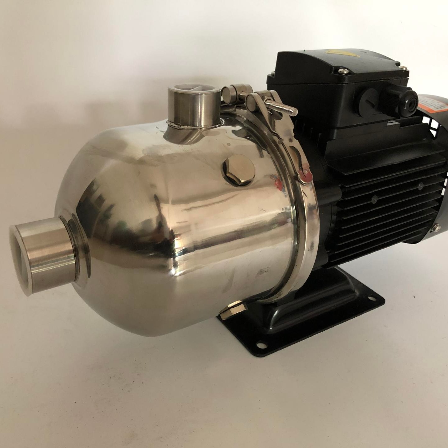 CHL4-40LSWSC不锈钢多级离心泵  恒压变频泵 CHL4-40轻型卧式多级离心泵图片