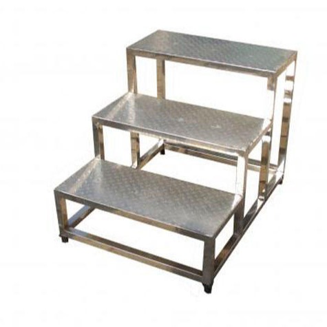万顺飞龙 供应优质不锈钢梯子 304不锈钢梯子生产厂家定做图片
