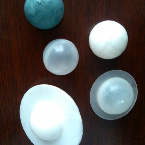 梅州有边液面覆盖球行业资讯 pp聚丙烯带帽液面覆盖球特别注意的一点 水处理液面覆盖球
