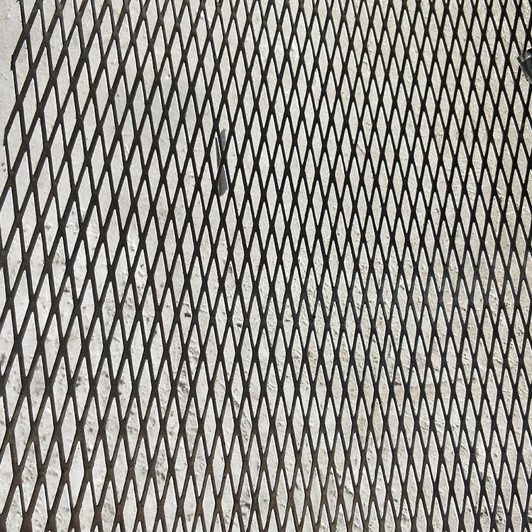 欧腾菱形孔铁板网 斜方孔冲孔板 音响机罩用菱形拉伸网 走道平台钢板网