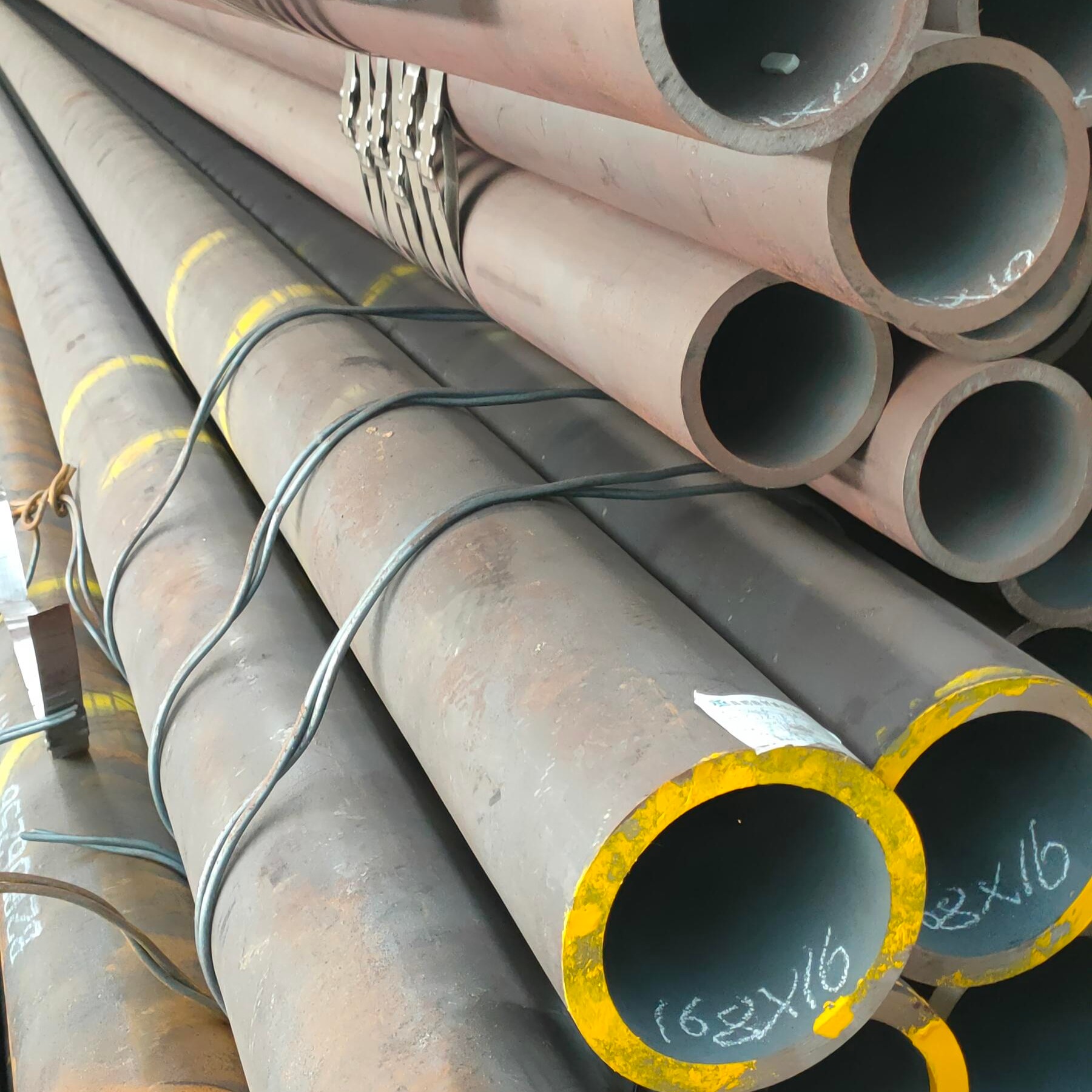 生产20CrMo合金钢管厂家现货 20CrMo合金钢管规格齐全 20CrMo合金钢管价格合理 20CrMo合金钢管图片
