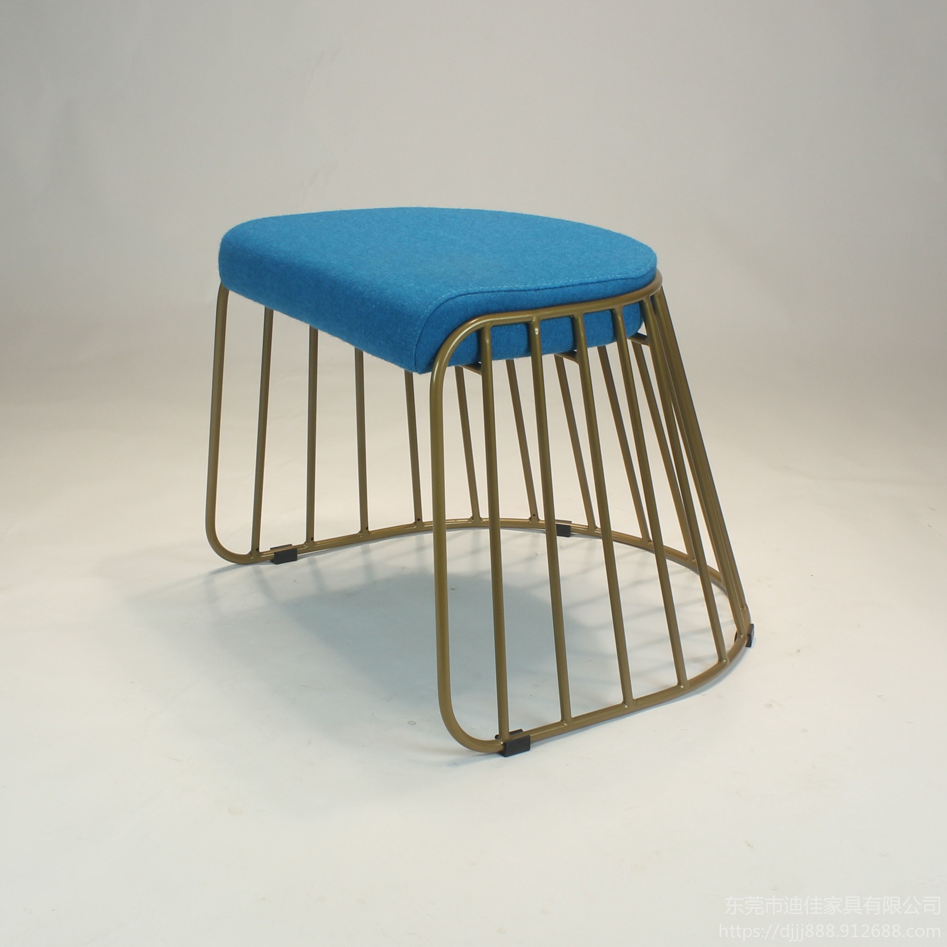 顺德 北欧塑料椅子 实木椅子 实木椅子原木 北欧椅子 现代简约款式多图片