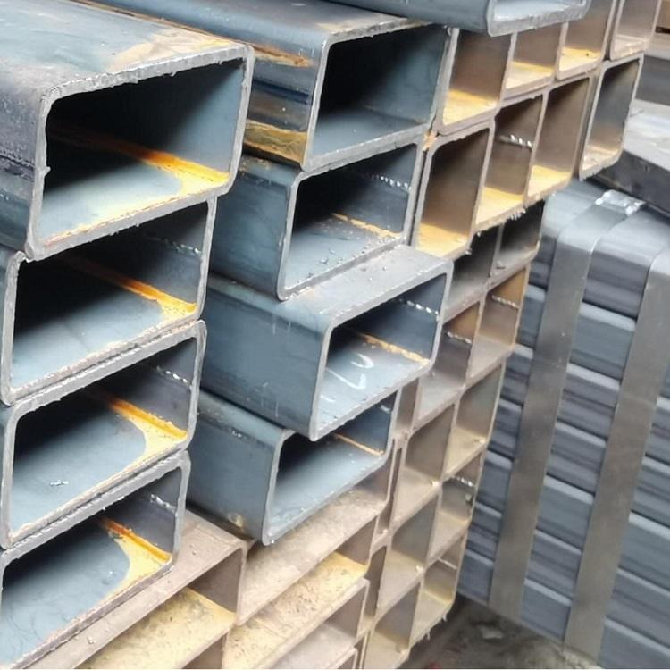 304不锈钢方管 国标锰方管 锰料加工打砂喷漆等服务图片