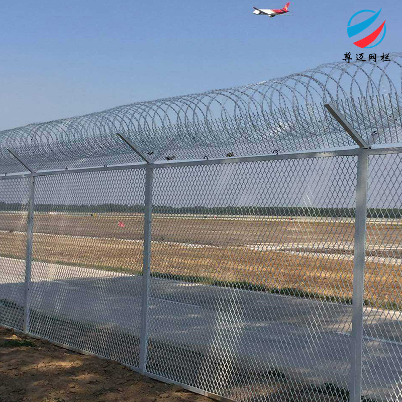 山东 Y型柱机场护栏网 监狱防攀护栏网 飞机场围网厂家