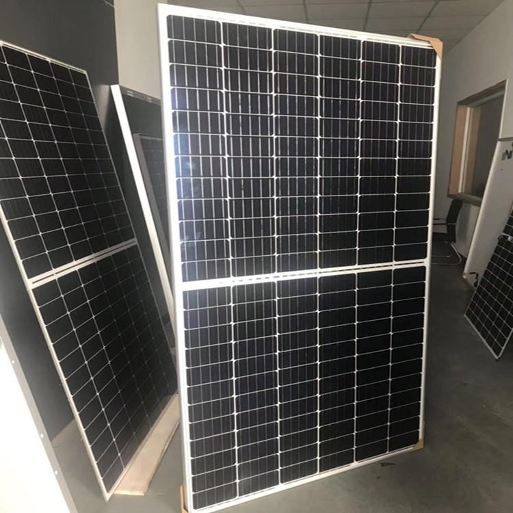 太阳能板 鑫晶威  拆卸降级 库存太阳能板  回收太阳能电池板 电池板价格 厂家专业收购