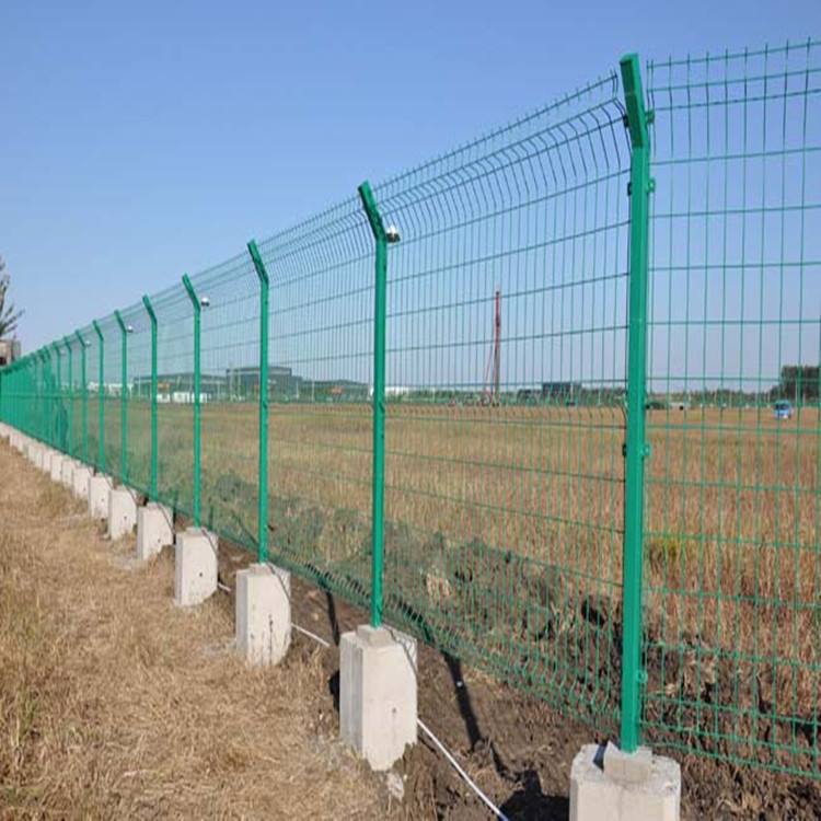 艺术园林防护网  安平PVC护栏网厂家订做  普兰店市隔离栅定做示例图7