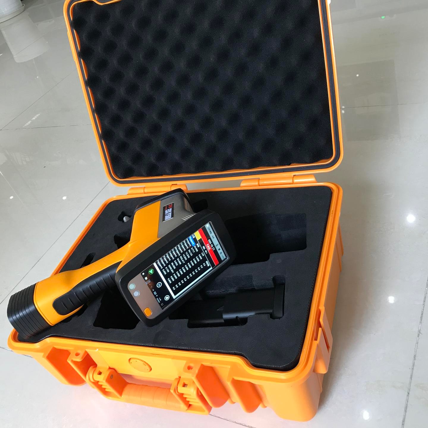 苏州三值 EDX-P3600 便携式X荧光土壤重金属分析仪 土壤重金属分析仪