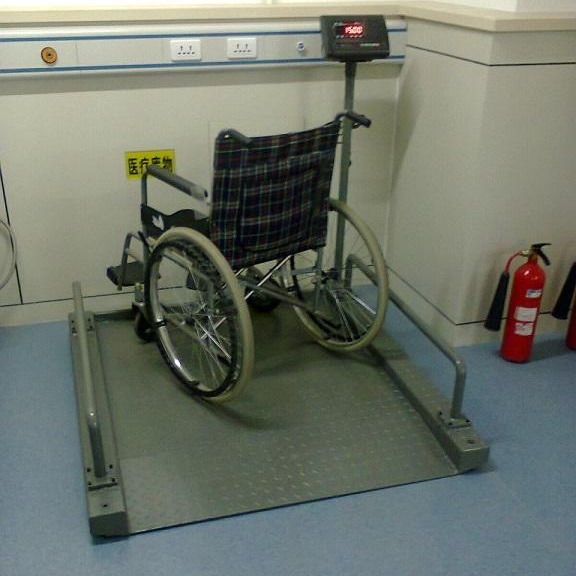 宿衡scale带上下引坡及扶手轮椅电子秤 医院护士长认可的透析称体重称