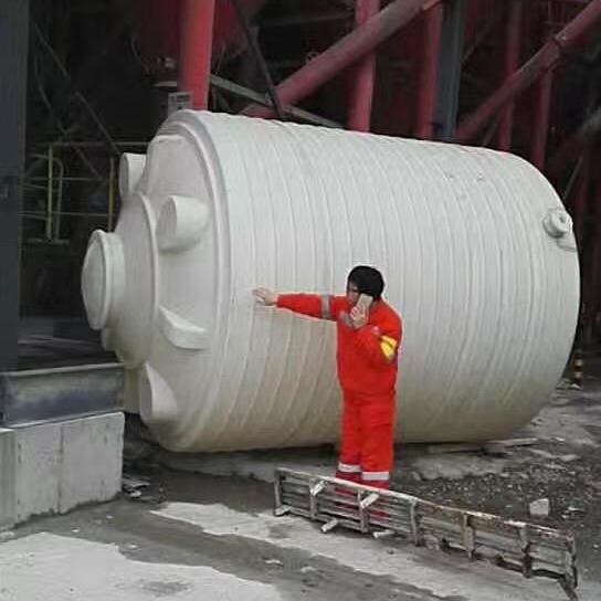 靖江30吨塑料大桶安装 石油化工储罐定制厂家 废水收集PE水箱