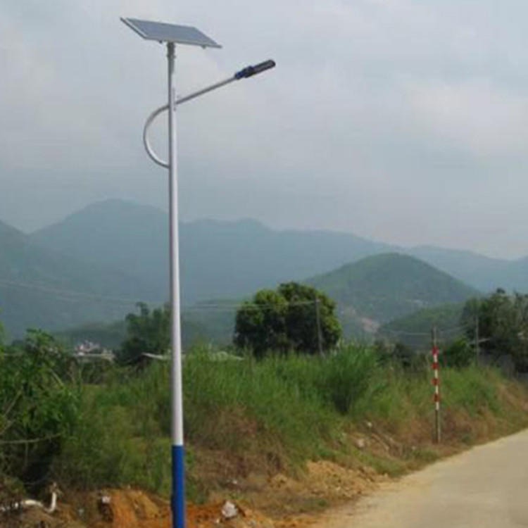 吴川生产农村路灯5米50W太阳能路灯杆报价 勤跃50W锂电池路灯厂图片
